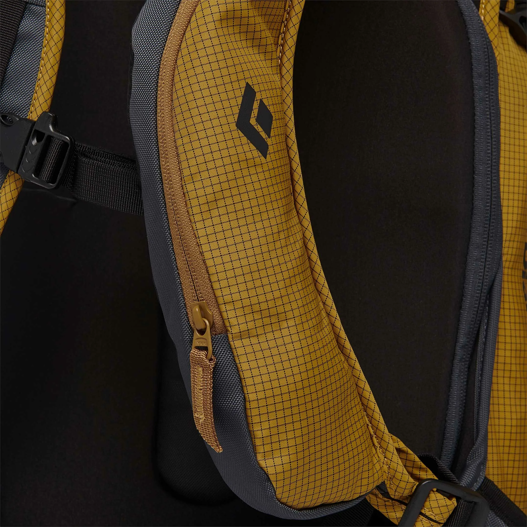 Black Diamond Dawn Patrol 25 Backpack 4 Black Diamond Dawn Patrol 25 Backpack – Image 2