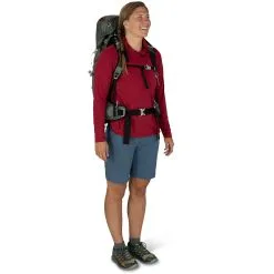 Osprey Eja 38 -Sac à Dos De Ski Osprey Eja 38L Cloud Grey S22 OnBody1 1