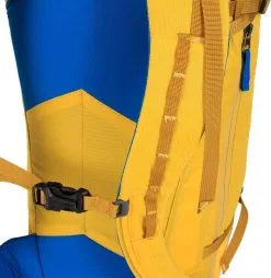 Blue Ice Kume 38L -Sac à Dos De Ski blue ice kume38l backzoom web 2