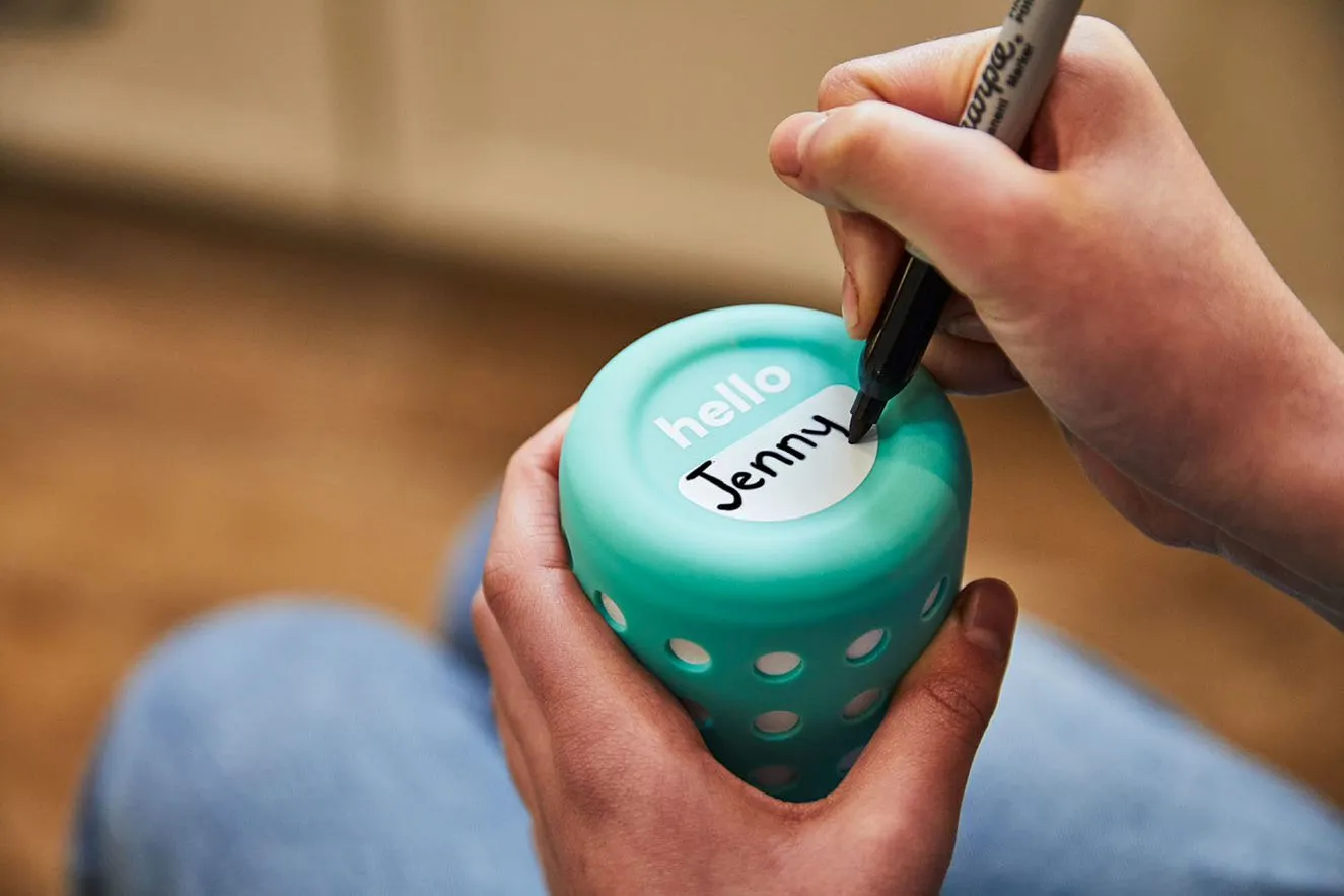 Hydro Flask 20oz / 591ml Wide Mouth Kids Straw Lid & Boot 4 Hydro Flask 20oz / 591ml Wide Mouth Kids Straw Lid & Boot – Image 2