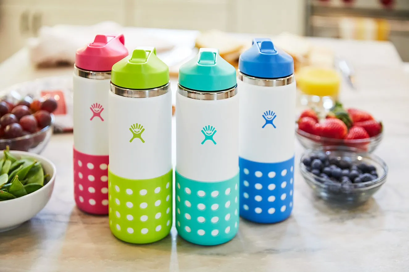 Hydro Flask 20oz / 591ml Wide Mouth Kids Straw Lid & Boot 5 Hydro Flask 20oz / 591ml Wide Mouth Kids Straw Lid & Boot – Image 3